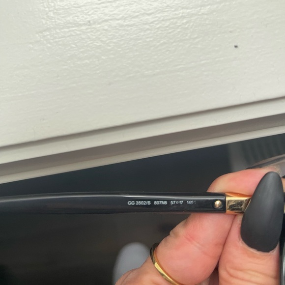 Gucci Sunglasses - Picture 5 of 6